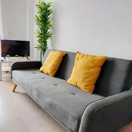Sunny 1-bed In * Torrevieja