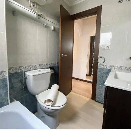 Sunny 1-bed In Apartamento *